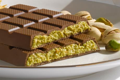 5491-LIDL-DUBAI_CHOCOLATE-3Q_02a-RGB HERO