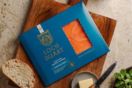 LochDuart_signature_smoke_2025