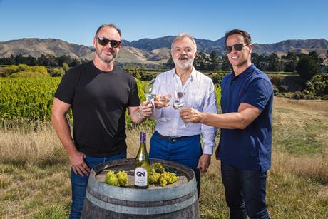 Graham Norton and Invivo Cofounders Rob Cameron and Tim Lightbourne in the Awatere  (6)